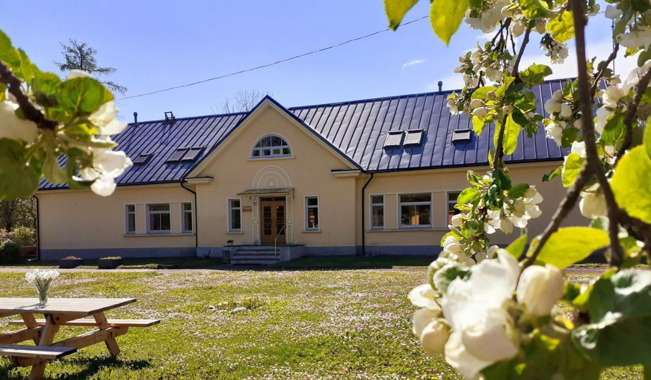 ホテル Kuelalistemaja Kukruse Residents Kohtla-Järve エクステリア 写真