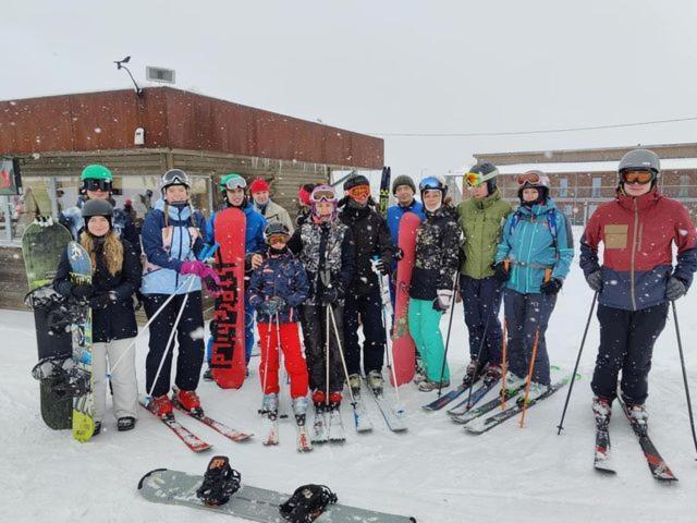 ホテル Kuelalistemaja Kukruse Residents Kohtla-Järve エクステリア 写真
