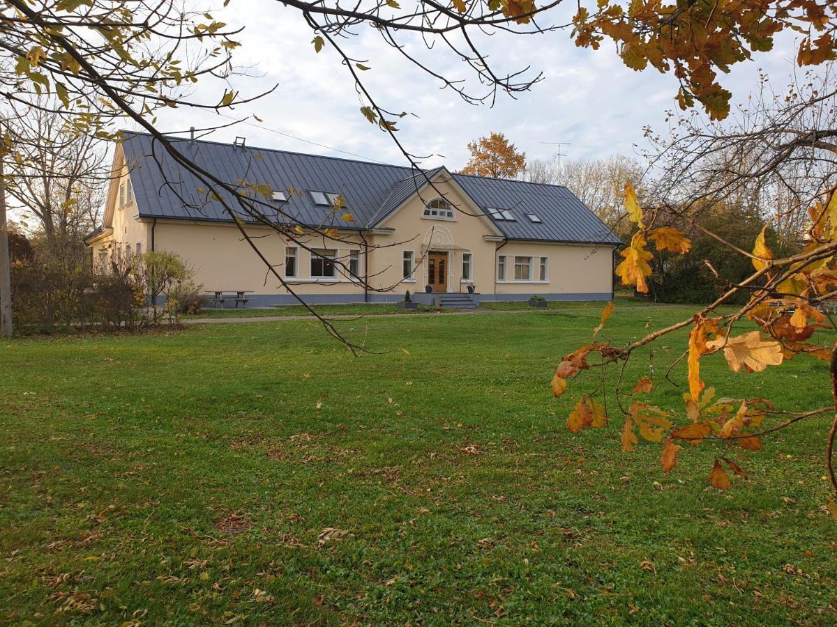ホテル Kuelalistemaja Kukruse Residents Kohtla-Järve エクステリア 写真